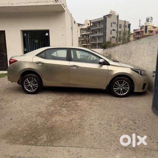 Toyota Corolla Altis Vl At, 2015, Petrol