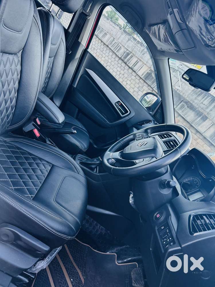 Maruti Suzuki Brezza Zxi Plus At, 2022, Petrol
