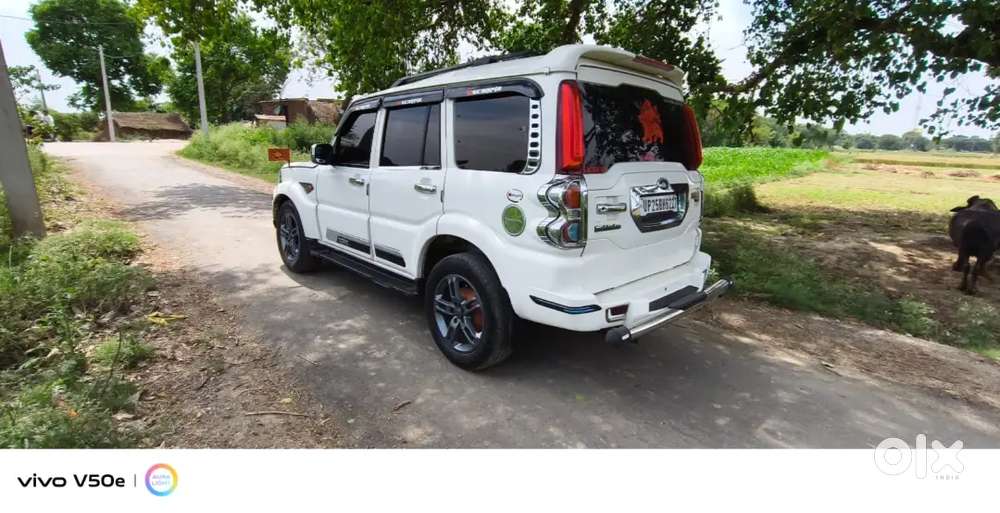 Mahindra Scorpio 2015