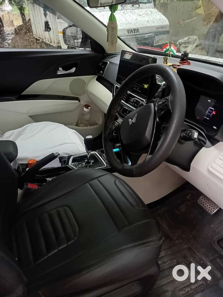 Mahindra Xuv 3xo 2025