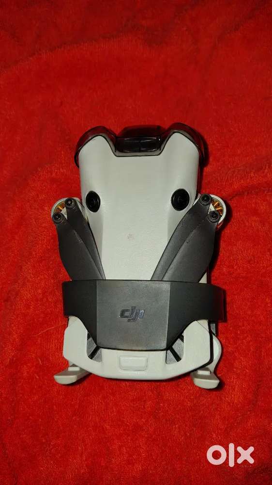 DJI MiNi 4 pro  ( Dron )