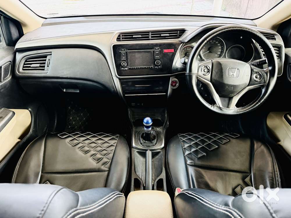 Honda City V Mt Sunroof, 2016, Diesel