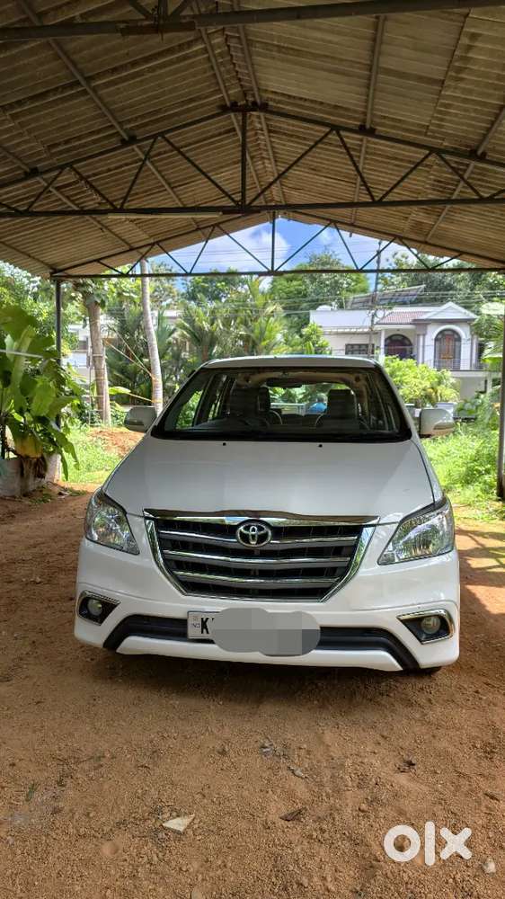 Toyota Innova 2014 Diesel Well Maintained