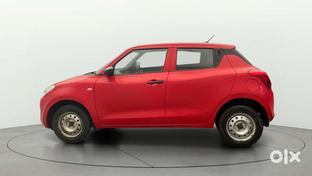 Maruti Suzuki Swift Lxi, 2018, Petrol