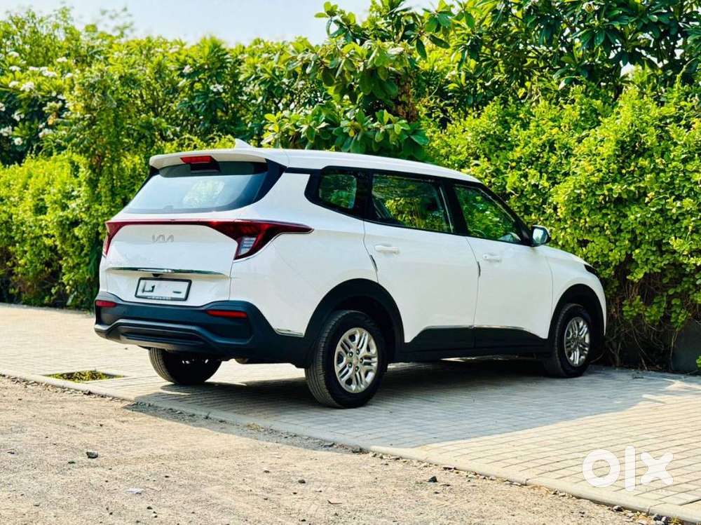 Kia Carens D1.5 6mt Premium 07, 2025, Petrol