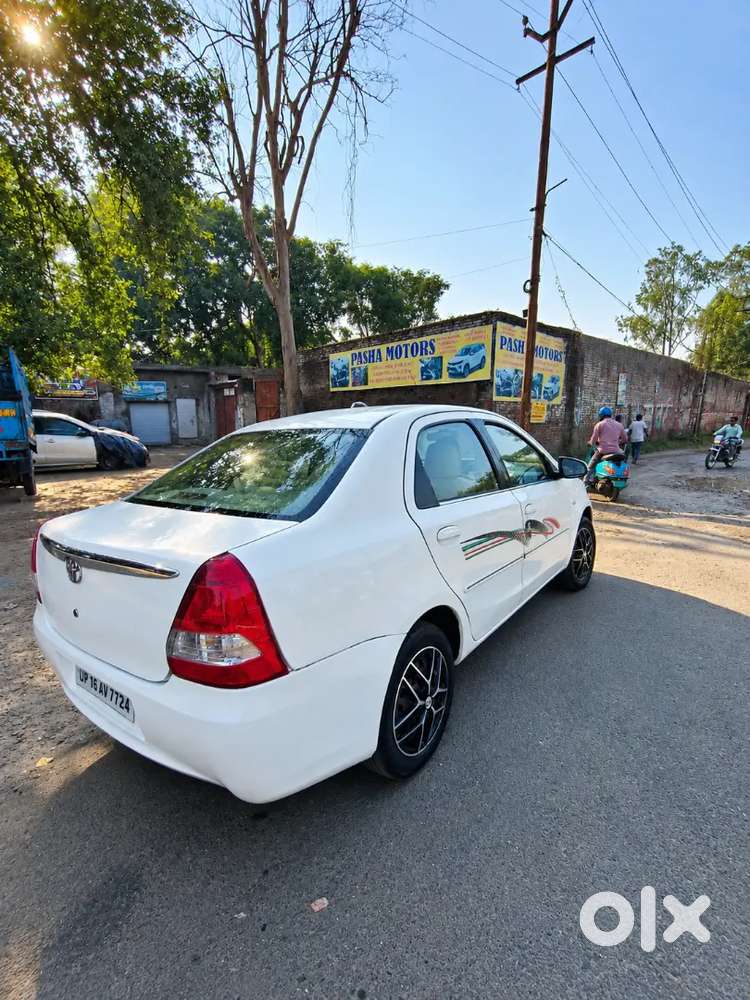 Toyota Etios 1.5 High 2014
