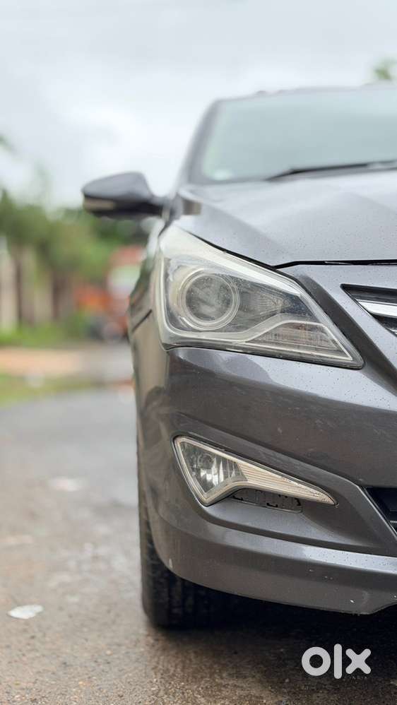 Hyundai Verna Petrol 2011 Year