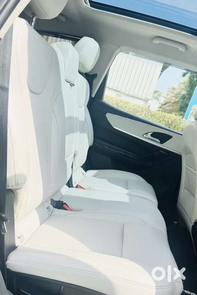 Mahindra Xuv700, 2025, Diesel