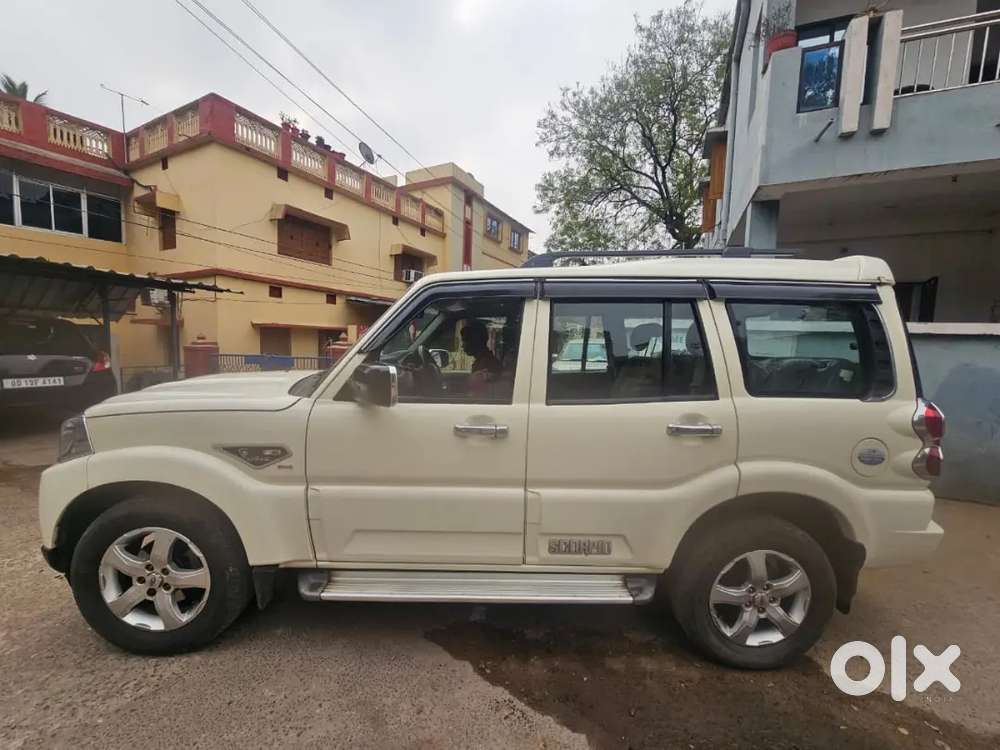 Mahindra Scorpio Classic 2021