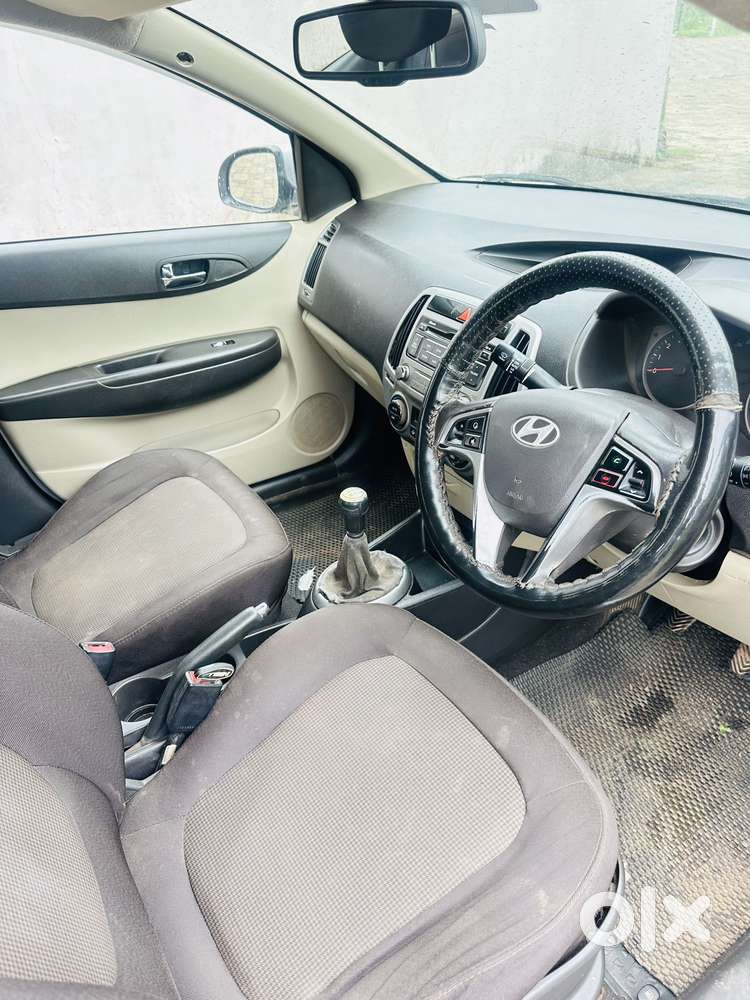 Hyundai I20 1.2 Sportz, 2012, Petrol