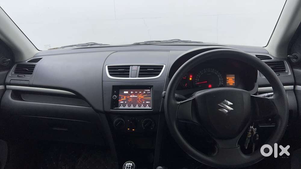 Maruti Suzuki Swift 1.2 Lxi (o), 2016, Petrol