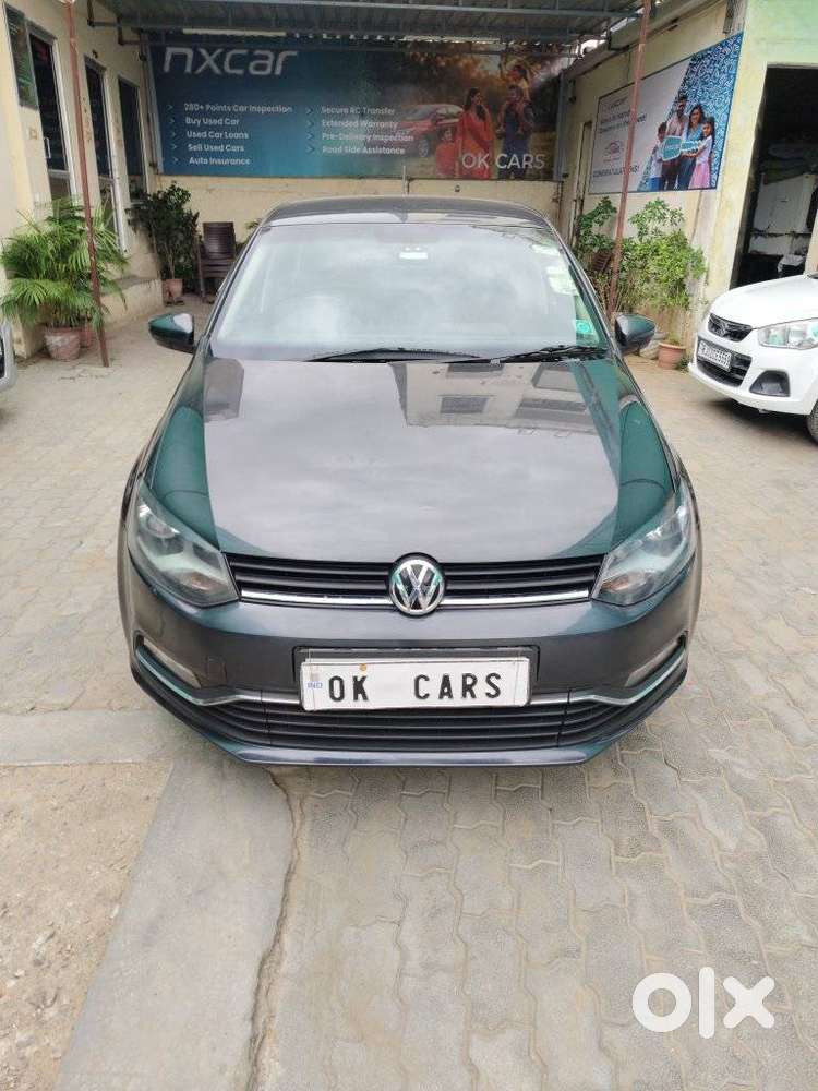 Volkswagen Polo Petrol Highline 1.2l, 2015, Petrol