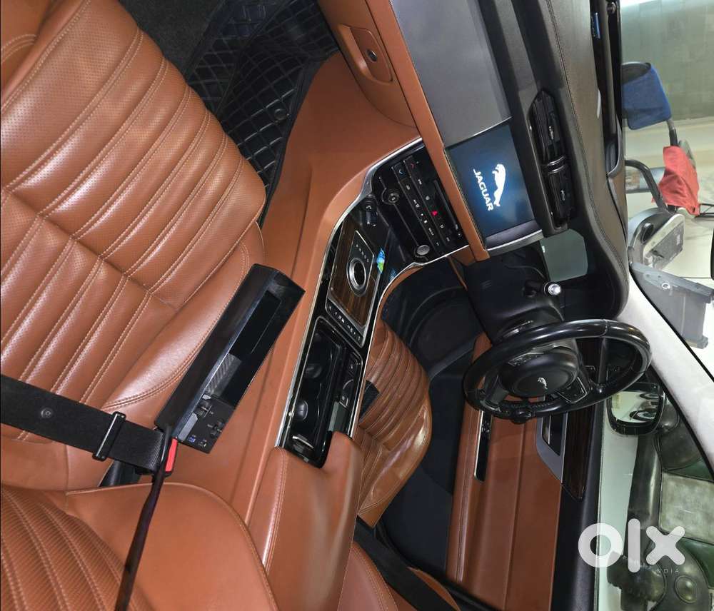 Jaguar Xf 2018 Diesel Well Maintained Supeer Condition