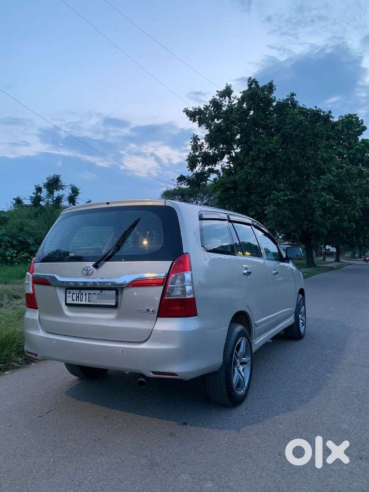 Toyota Innova 2.5 Gx 7 Seater Bs Iv, 2015, Diesel