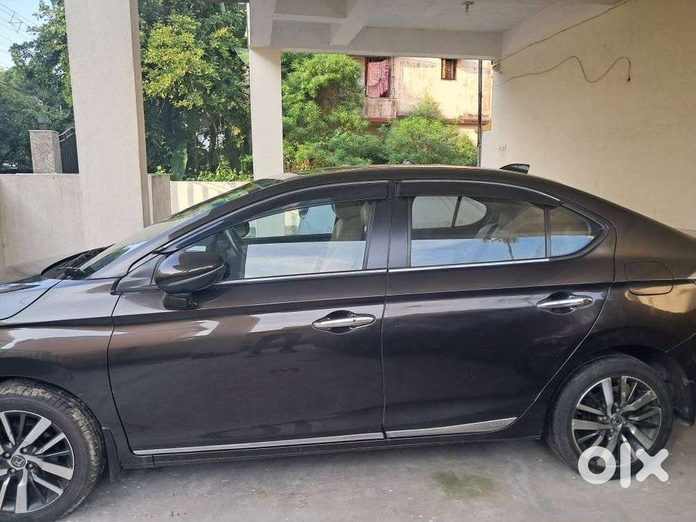 Honda City Zx Petrol Mt, 2023, Petrol