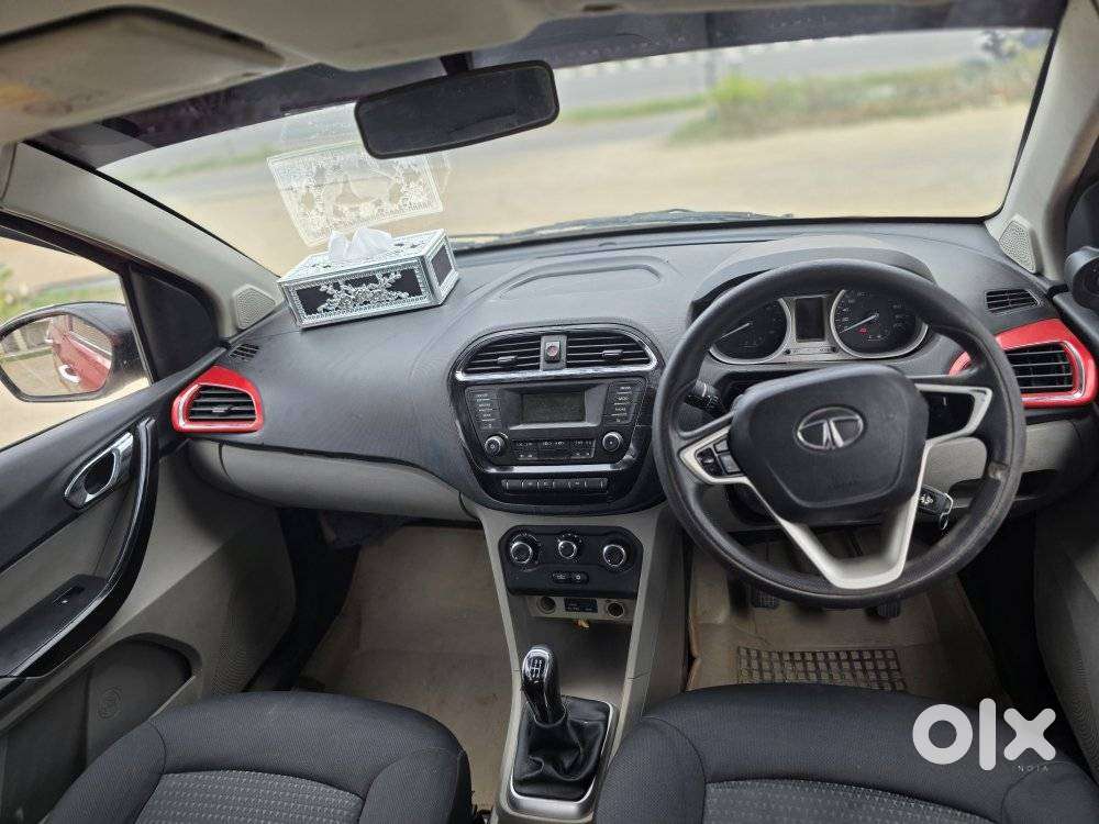 Tata Tiago 1.2 Revotron Xz, 2016, Petrol