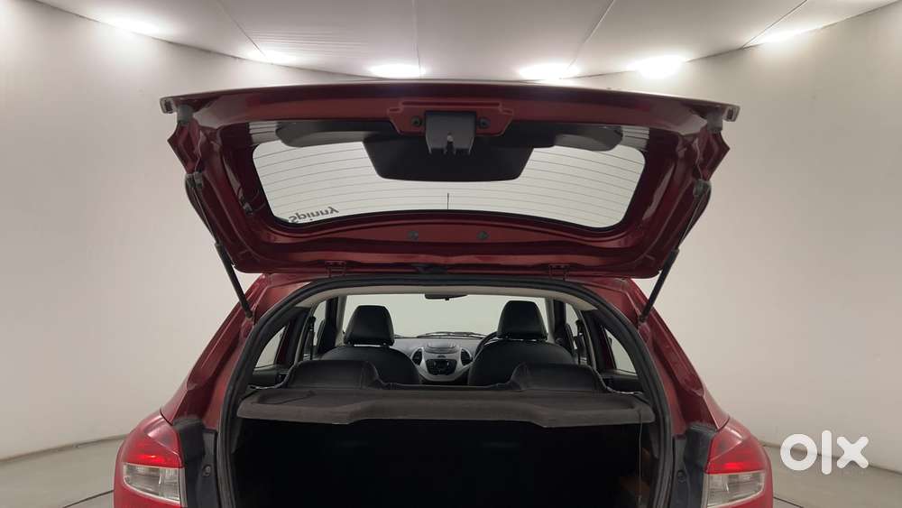 Ford Figo 2012-2015 Petrol Titanium, 2017, Petrol