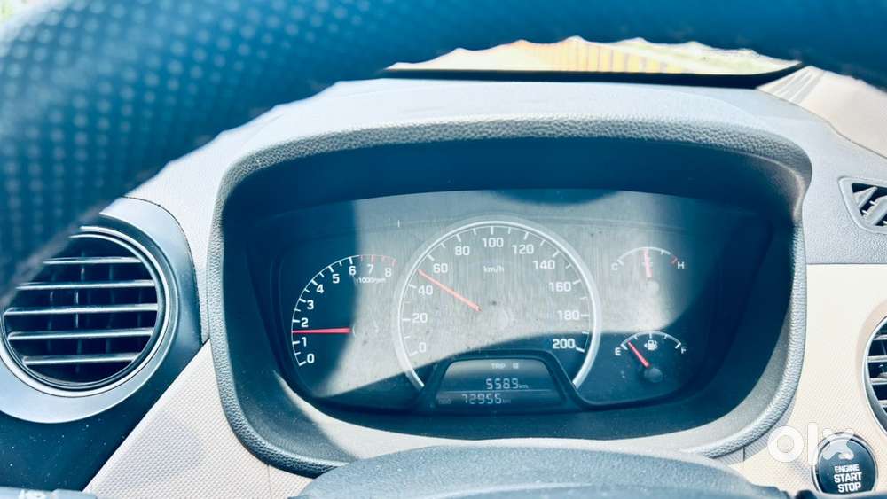 Hyundai I10 Sportz 2014 Petrol Manual