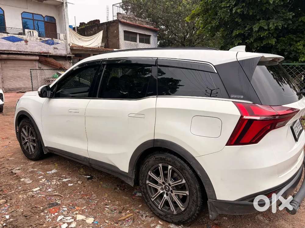 Mahindra Xuv700 2022 Diesel 89500 Km Driven