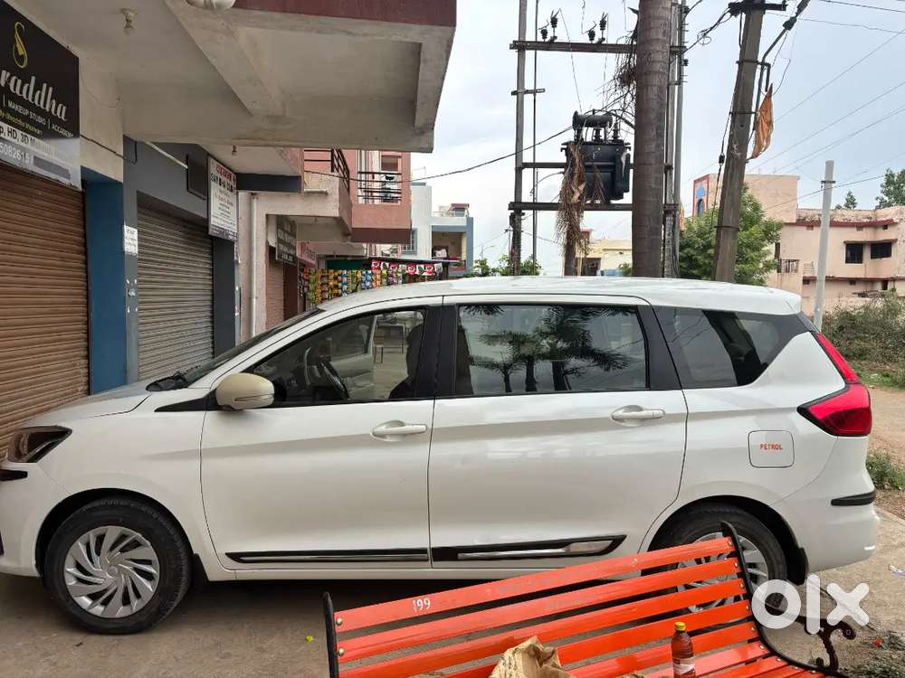 Maruti Suzuki Ertiga Vxi, 2024, 47000 Km