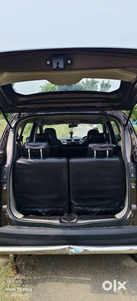 Renault Triber Rxt, 2022, Petrol