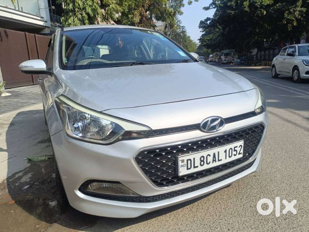 Hyundai I20 Sportz 1.2 Mt Dual Tone, 2015, Cng & Hybrids
