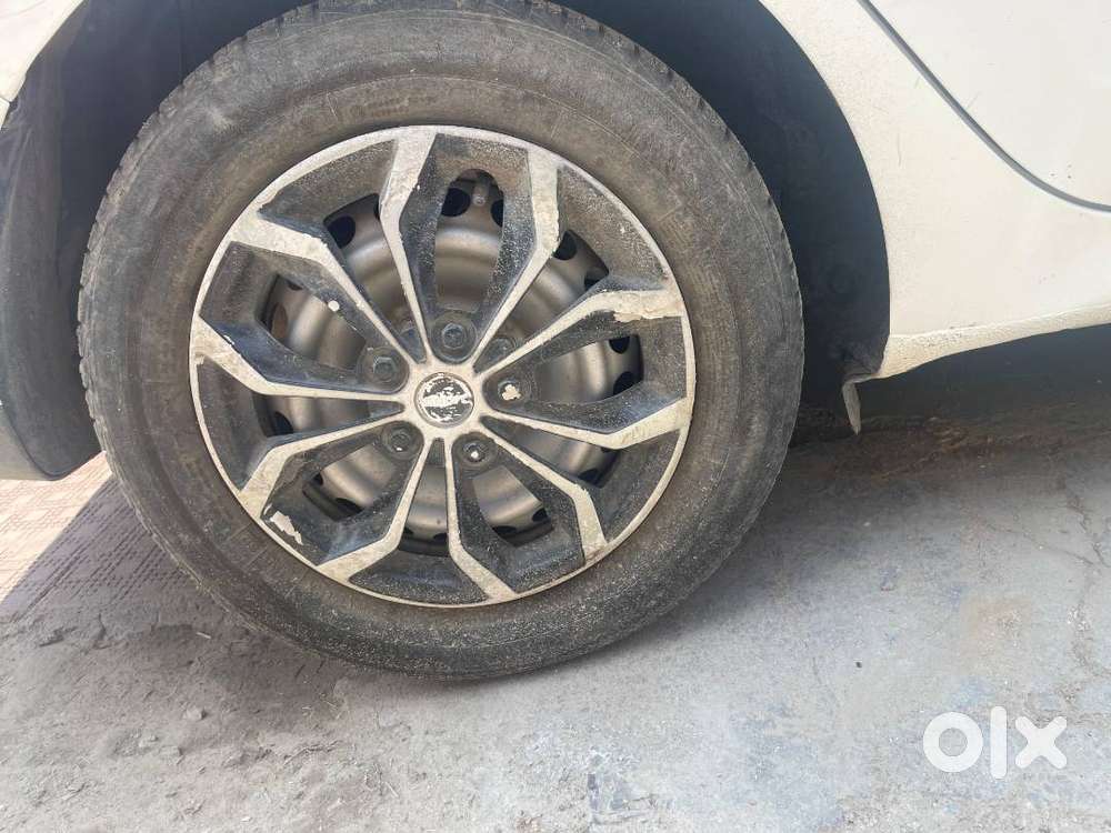 Aura Car Petrol With Cng