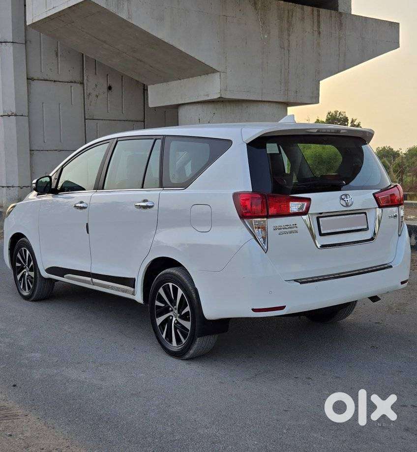 Toyota Innova Crysta Zx 2.4 Diesel 7 Seater, 2023, Diesel