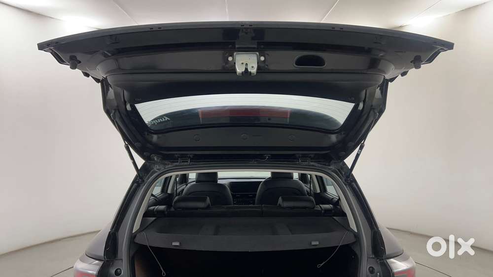 Hyundai Creta Sx (o) 1.5 Petrol Cvt Knight, 2025, Petrol