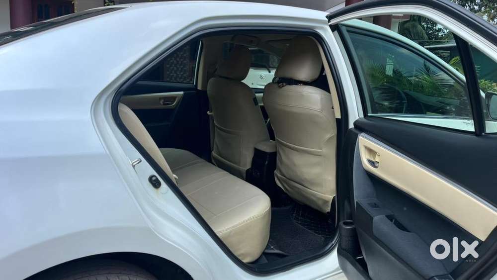 Toyota Corolla Altis 2017 Diesel Well Maintained