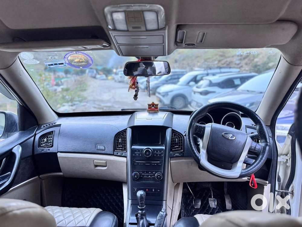 Mahindra Xuv500 2015 November Diesel Well Maintained