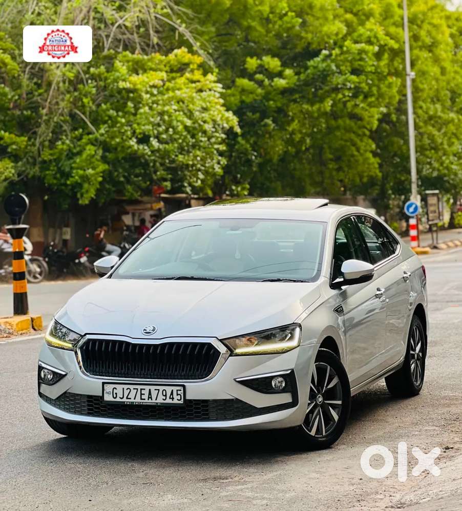 Skoda Slavia Ambition 1.0l Tsi At, 2022, Petrol
