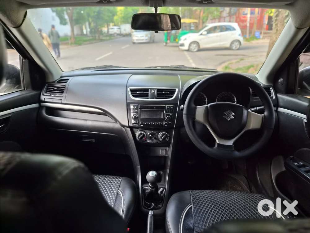Maruti Suzuki Swift Vxi 1.2 Abs Bs-iv, 2015, Petrol