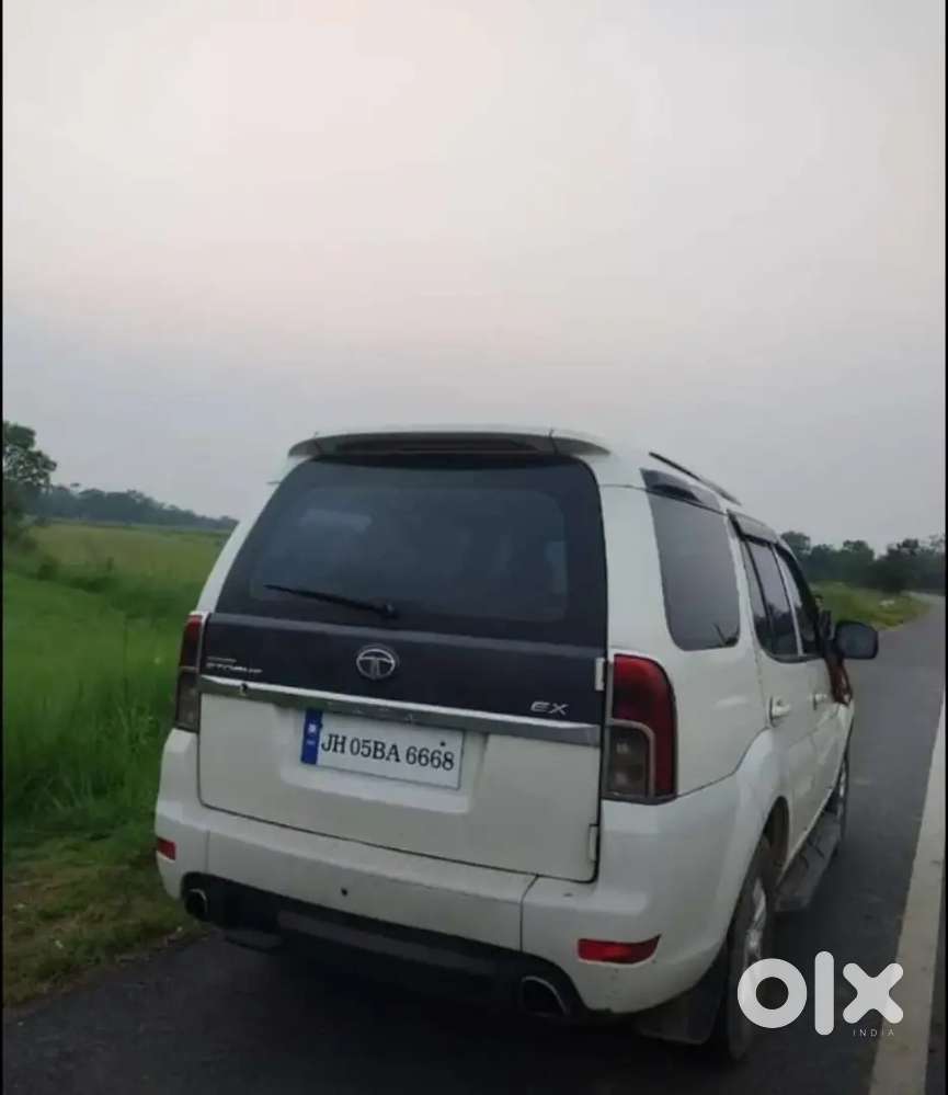 Tata Safari Storme 2014