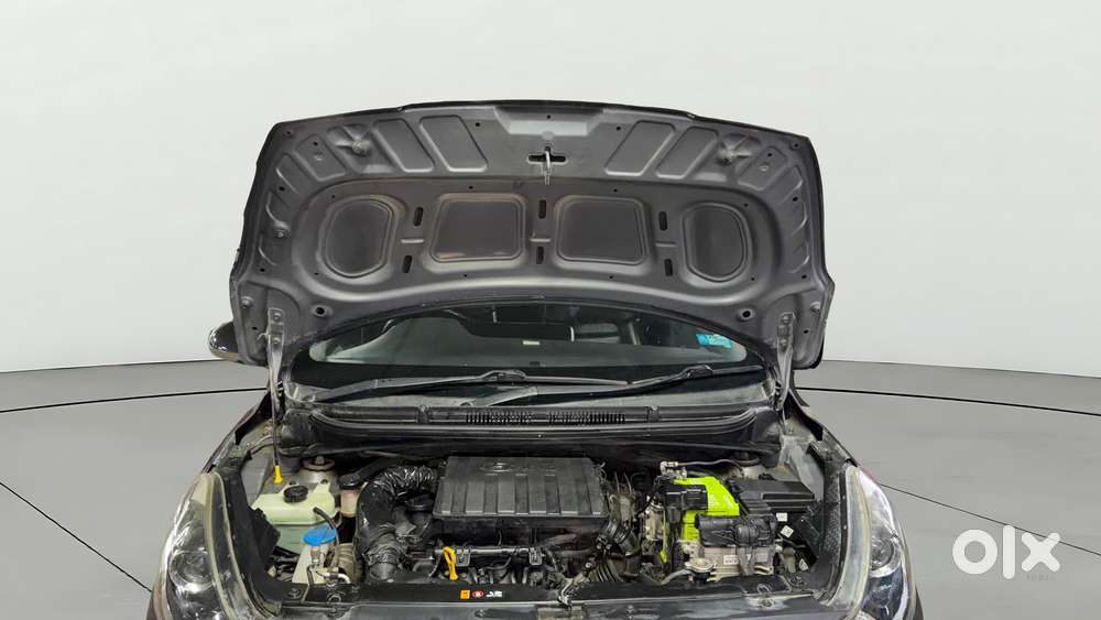 Hyundai Aura Sx Plus Automatic, 2020, Petrol