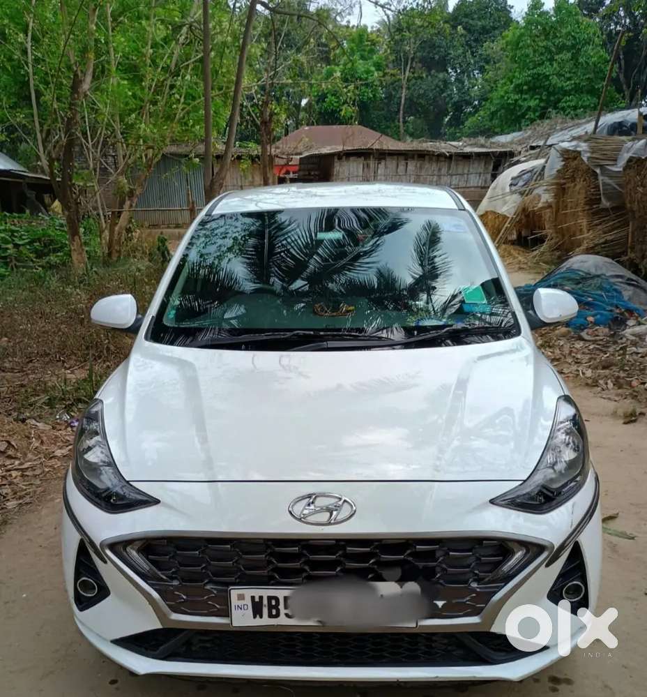 Hyundai Aura 2021 Petrol Well Maintained.