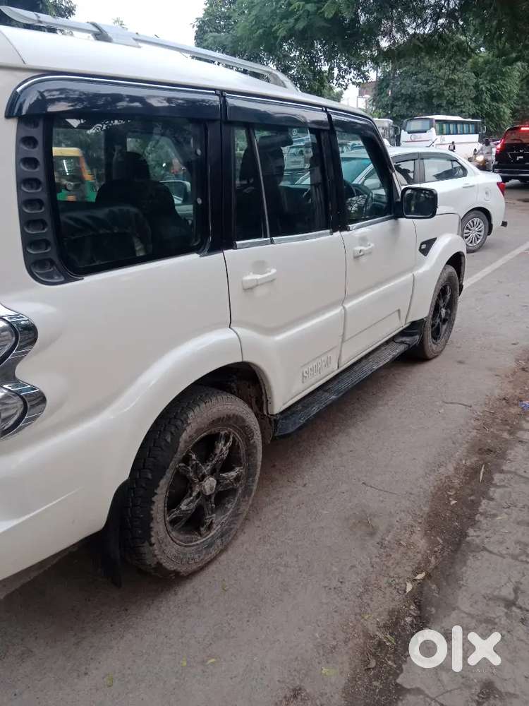 Mahindra Scorpio 4wd 2016