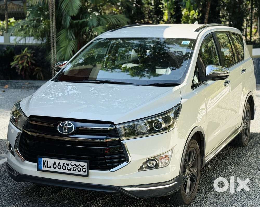 Toyota Innova Crysta 2.8 At Touring Sport, 2018, Diesel