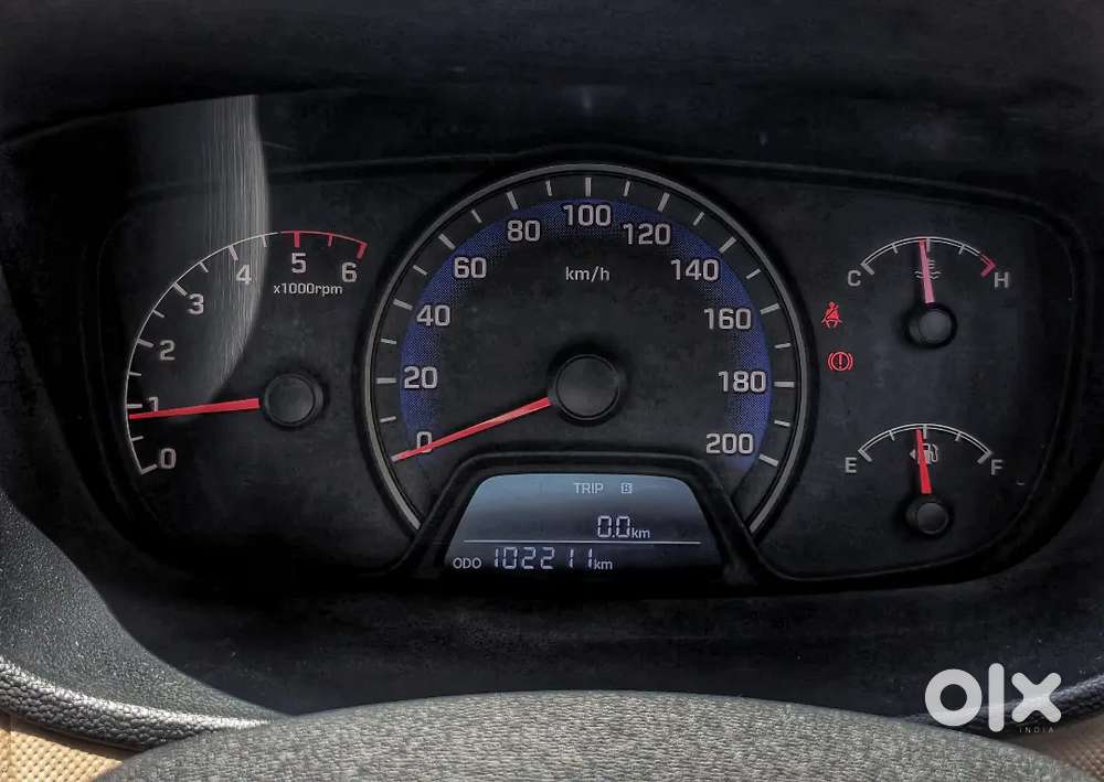 Hyundai Xcent 2016 Diesel Sx  Well Maintained Doctor Driven