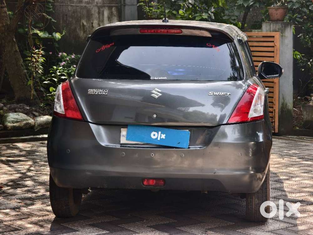 Maruti Suzuki Swift Vxi + Manual, 2016, Petrol