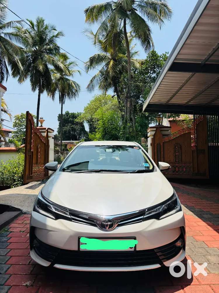 Toyota Corolla Altis 2018 Petrol Well Maintained