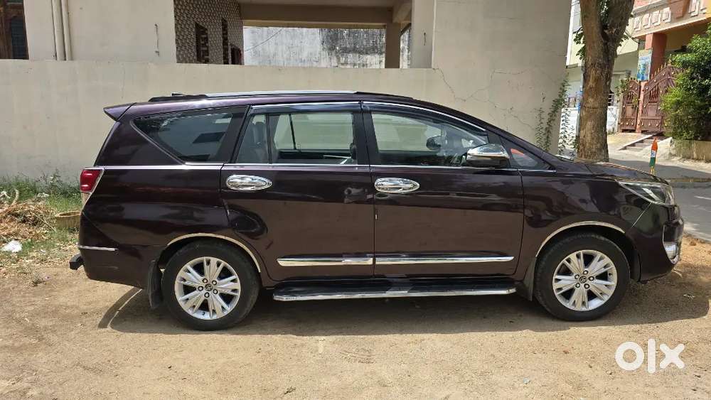 Toyota Innova Crysta 2018