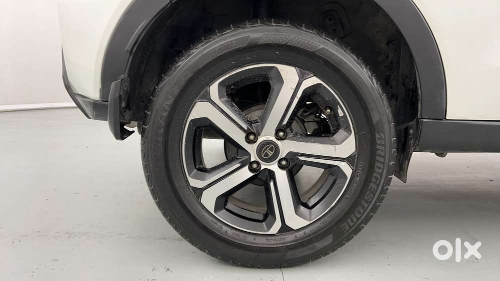 Tata Nexon 1.2 Revotron Xza Plus, 2022, Petrol