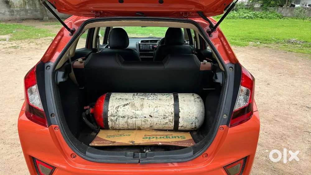 Honda Jazz 2016 Cng & Hybrids 65000 Km Driven