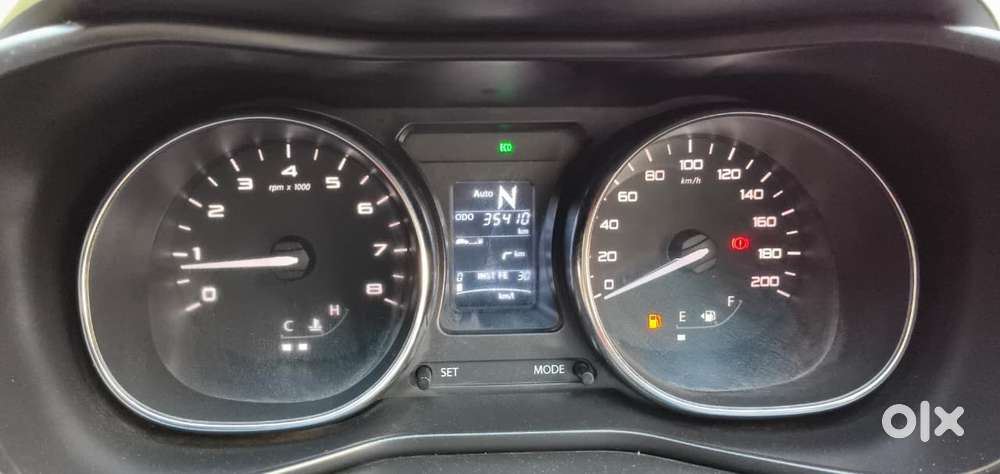 Tata Nexon 1.2 Revotron Xza Plus Dualtone, 2018, Cng & Hybrids