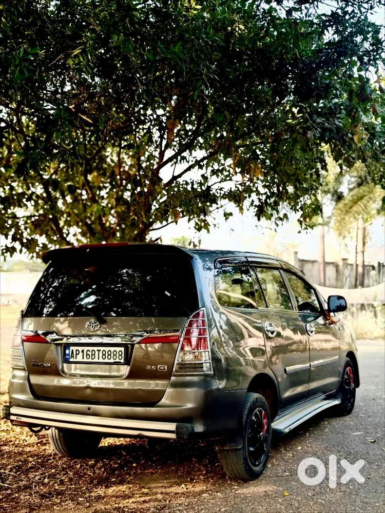 Toyota Innova G4 8 Str 2014