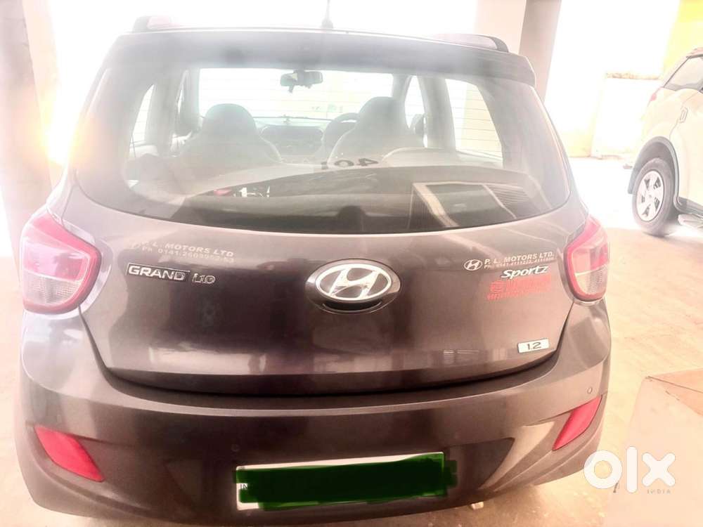 Hyundai Grand I10 Sportz 2016 Year