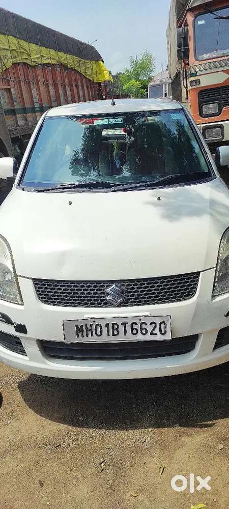 Maruti Suzuki Swift 2015 Diesel 132000 Km Driven