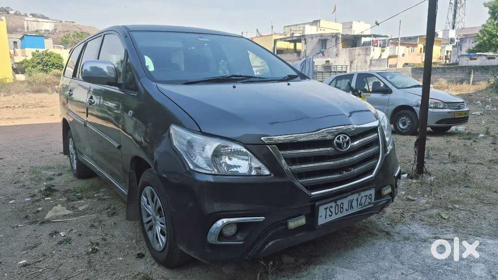 Toyota Innova 2012 Diesel 265000 Km Driven