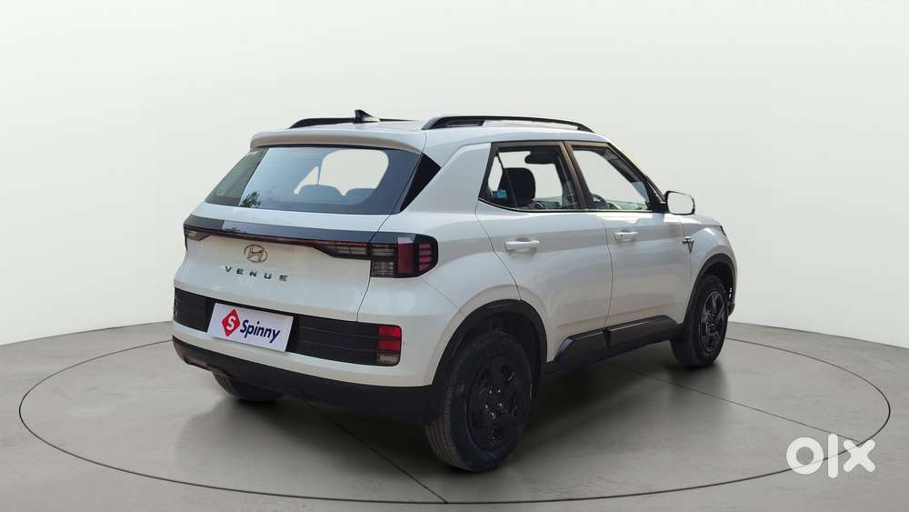 Hyundai Venue S (o) 1.2 Petrol Knight Edition, 2024, Petrol